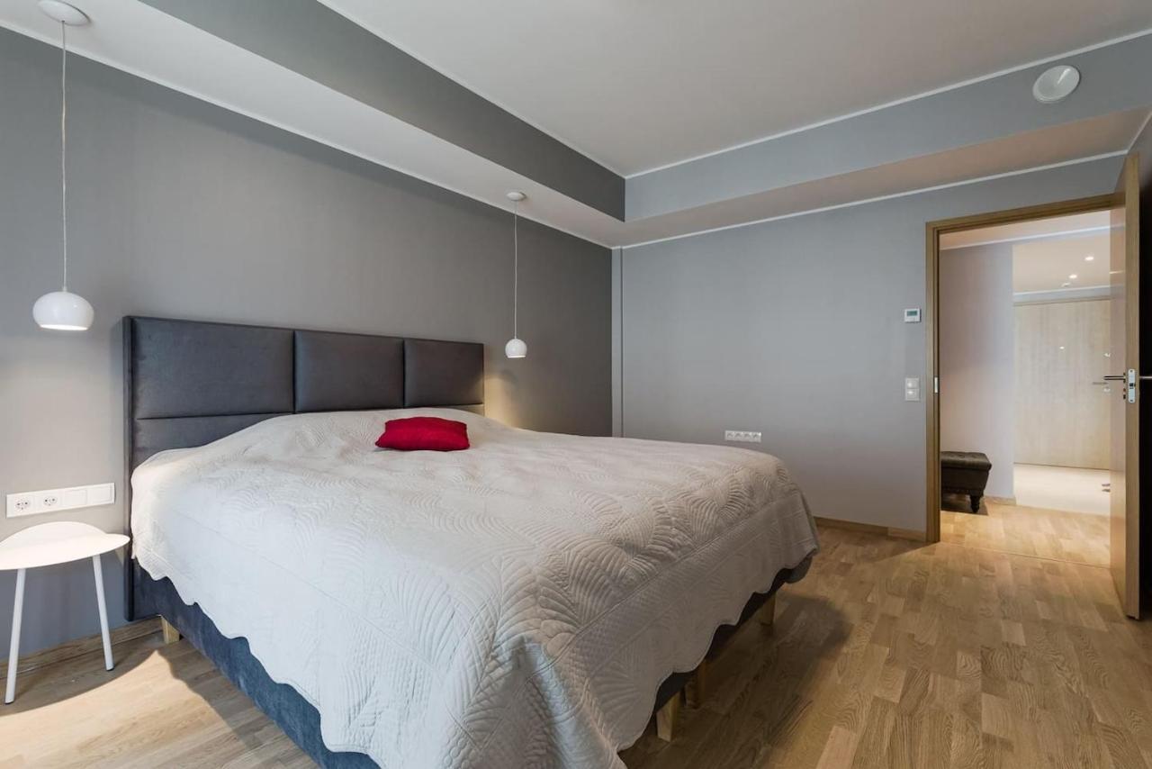 Apartments, Quiet With Free Parking And Ac. Apartamento