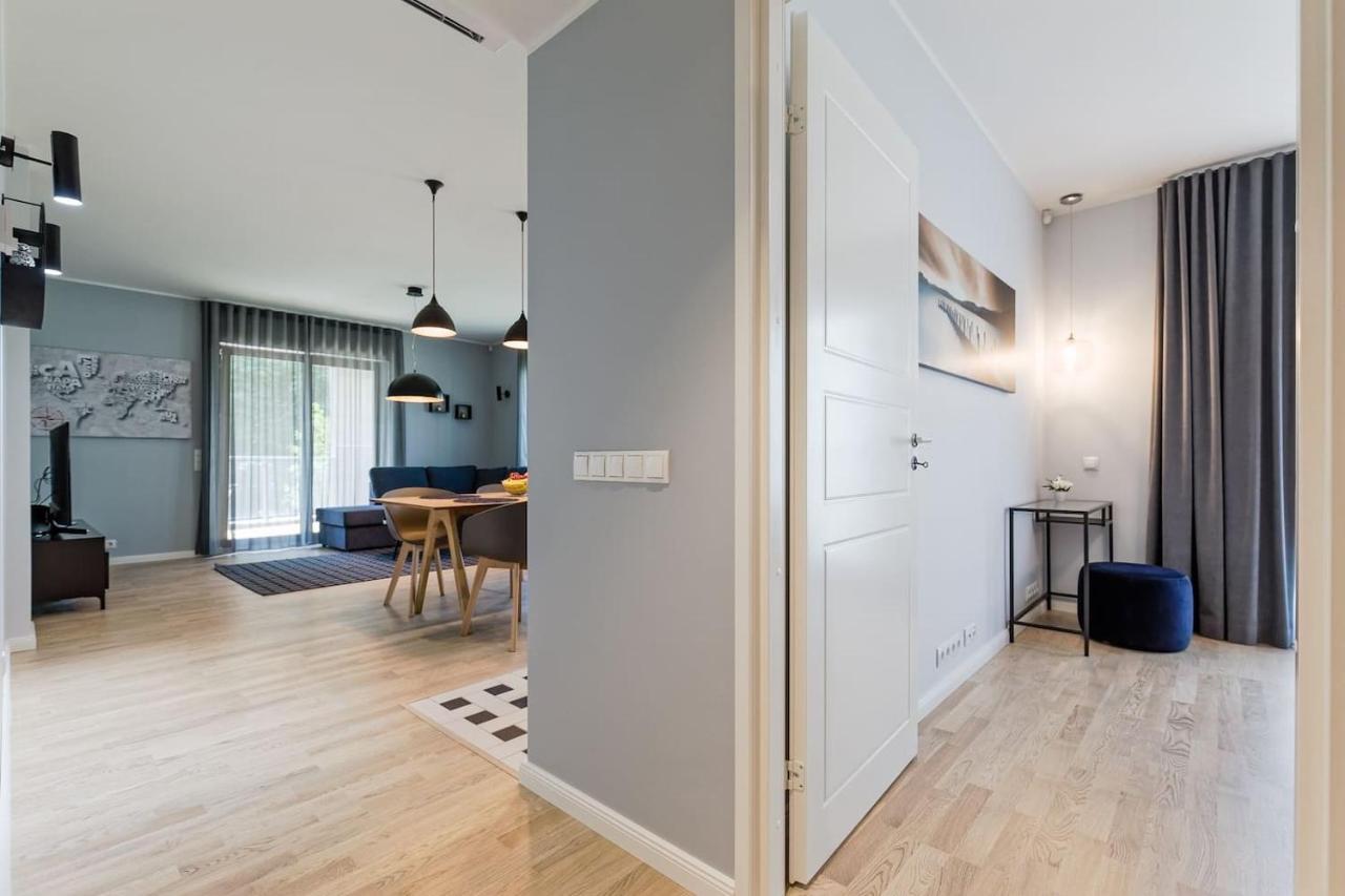 Apartments, Quiet With Free Parking And Ac. Apartamento